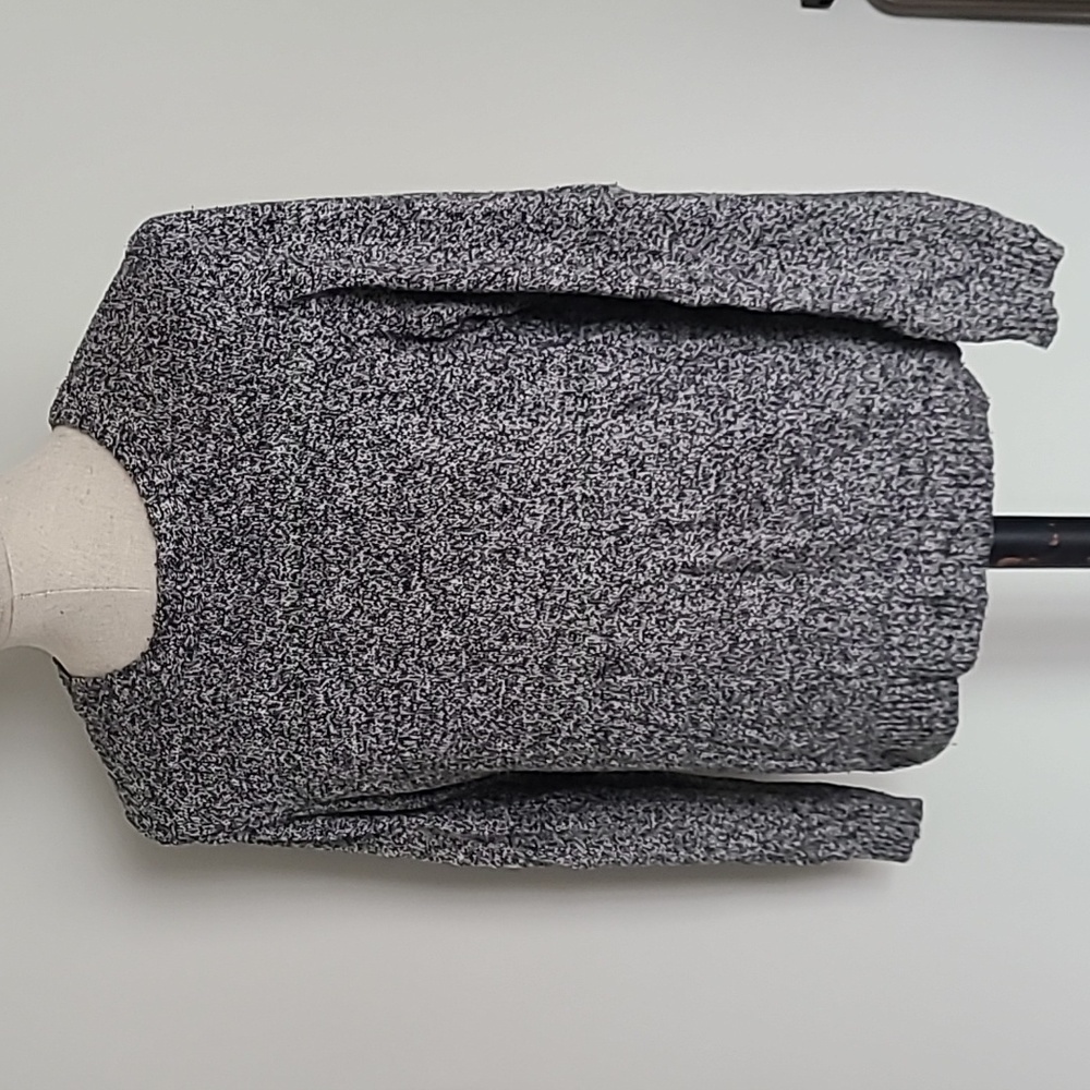 Urban Outfitters BDG black/gray crew neck sweater